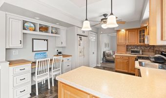 12 E Longport Ave, Bayville, NJ 08721