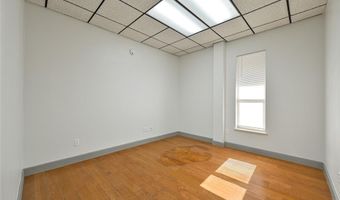 7012 NW 63rd St, Bethany, OK 73008