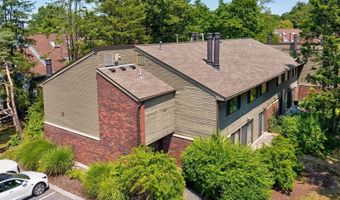 296 Brown Bear Xing 296, Acton, MA 01718