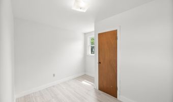 826 Riverside, Augusta, ME 04330