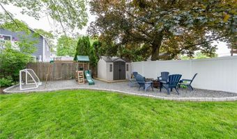 72 Lilac St, Cumberland, RI 02864