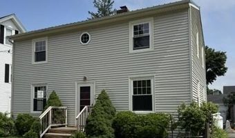 76 Vernon St, Bangor, ME 04401