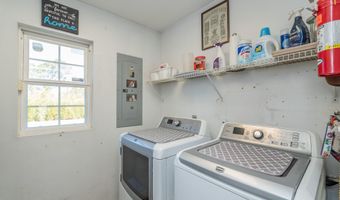 185 Peach Cider Rd, Batesburg Leesville, SC 29006