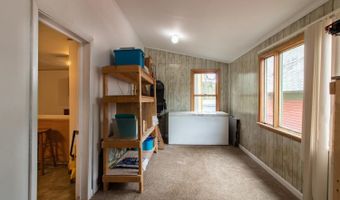 18 Cross St, Brighton, VT 05846