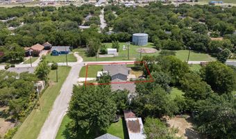 111 W Shelton St, Alvarado, TX 76009
