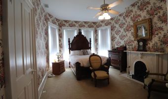 401 E 4th St, Augusta, KY 41002