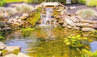 218 High St, Amsterdam, OH 43903