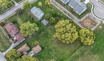 415 N 17th Ave, Beech Grove, IN 46107