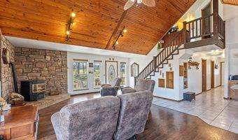 1471 Walnut Rd, Anderson, MO 64831