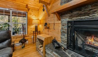 10256 RIDGEVIEW Ter, Birkenfeld, OR 97016