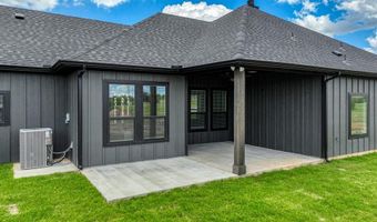 140 Rolling Hills Blvd, Alvord, TX 76225