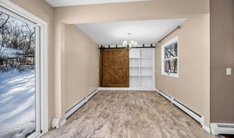 23 Lisa Dr, Barre, VT 05641