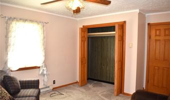 2071 Dewey Rd, Ashtabula, OH 44004