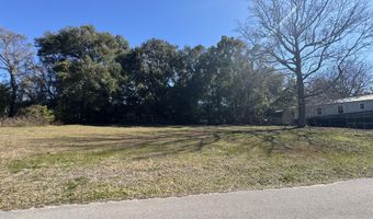 440 Diaz Ave, Biloxi, MS 39530