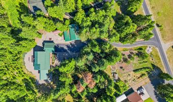 125 Cottage Ln, Bonners Ferry, ID 83805