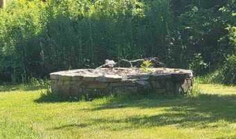 30 River Rd, Arlington, VT 05250