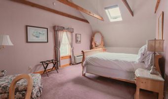 124 Elm St, Bennington, VT 05201