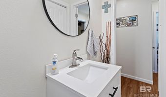 507 E Pine St, Atmore, AL 36502