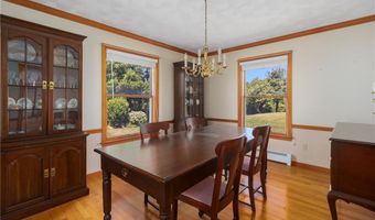 227 Prospect Ave, Middletown, RI 02842