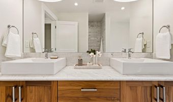 2056 Walnut St B, Boulder, CO 80302