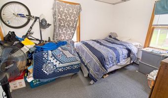 15 Grace Ct, Bangor, ME 04401