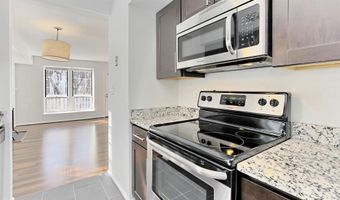 2616 S ARLINGTON MILL Dr 8, Arlington, VA 22206