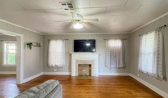 319 E 13th St, Ada, OK 74820