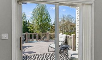 3 BLACKWOLF Ct, Algonquin, IL 60102