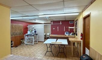1180 S Main St, Bell, FL 32619