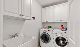 11 Swan Ln 11, Andover, MA 01810