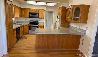 5967 Noah St, Chubbuck, ID 83202