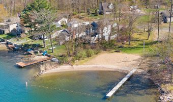 312 Shore Dr, Coventry, CT 06238