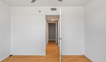 5429 Newcastle Ave 309, Encino, CA 91316