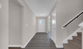 80 Coachman Ln, Autryville, NC 28318