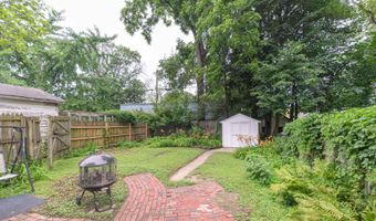 1118 Jenifer St, Madison, WI 53703