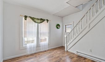 346 Locust Ave, Amsterdam, NY 12010