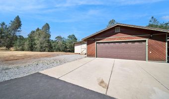 6710 Whispering Canyon Dr, Anderson, CA 96007