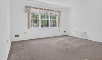 20 Valley Stream Pl, Barnegat, NJ 08005