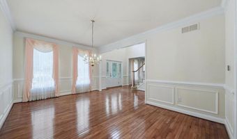 17 WATERTON Dr, Bear, DE 19701