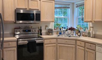 1001 W VIKING Ct, Abingdon, MD 21009