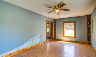 121 White Pine Rd, Beattyville, KY 41311