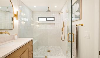 3985 Syme Dr, Carlsbad, CA 92008