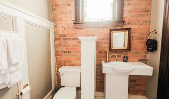 414 Broad St, Bainbridge, GA 39819