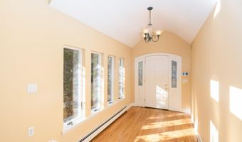 4 Hillside Rd, Atlantic Highlands, NJ 07716