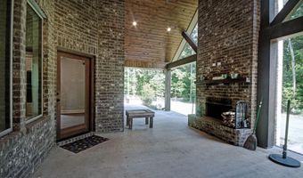 2072 Quail Hill Rd, Brandon, MS 39042