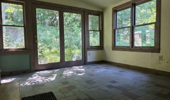 65 Cedar St, Brattleboro, VT 05301
