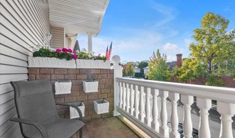 6 Sarah Ct, Amityville, NY 11701