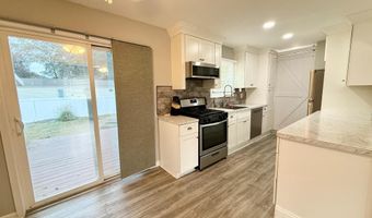 33 ANCHORAGE Blvd, Bayville, NJ 08721