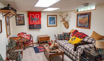 11705 J Ave, Aplington, IA 50604