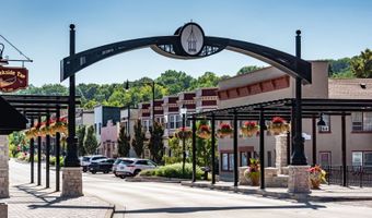 2248 Stonegate Rd, Algonquin, IL 60102